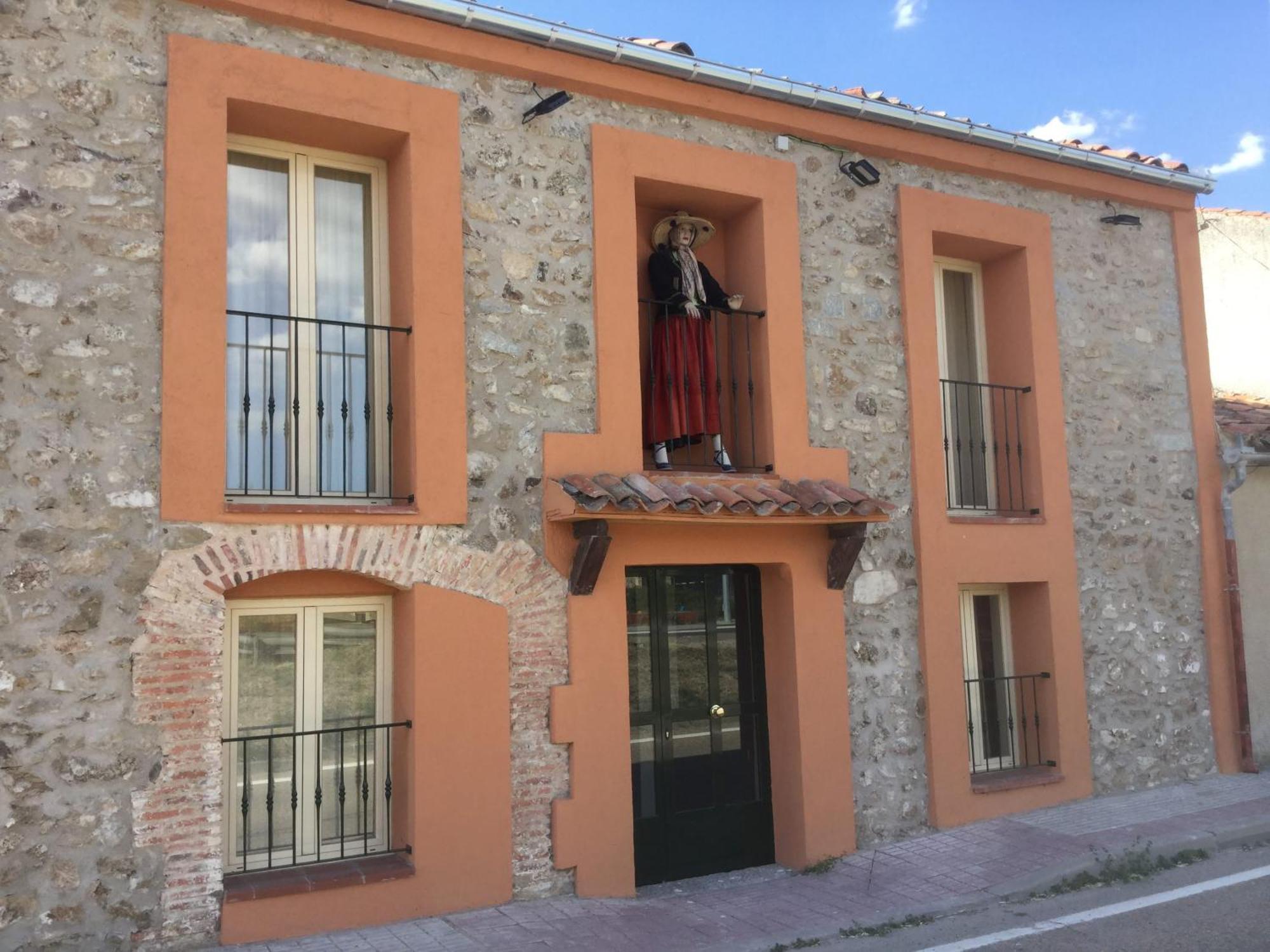 Casa Rural El Horno De La Aldegueela Torrecaballeros Eksteriør billede