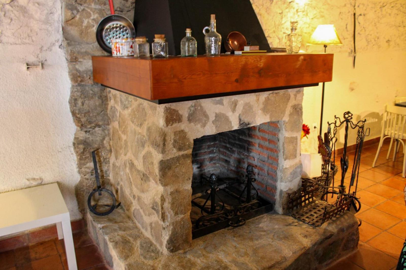 Casa Rural El Horno De La Aldegueela Torrecaballeros Eksteriør billede
