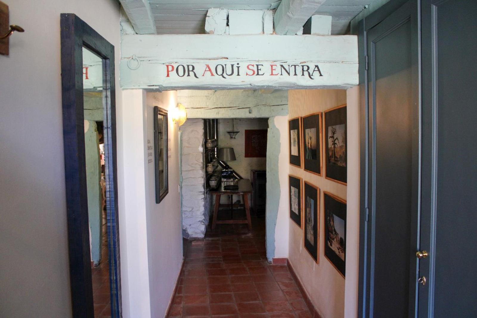 Casa Rural El Horno De La Aldegueela Torrecaballeros Eksteriør billede