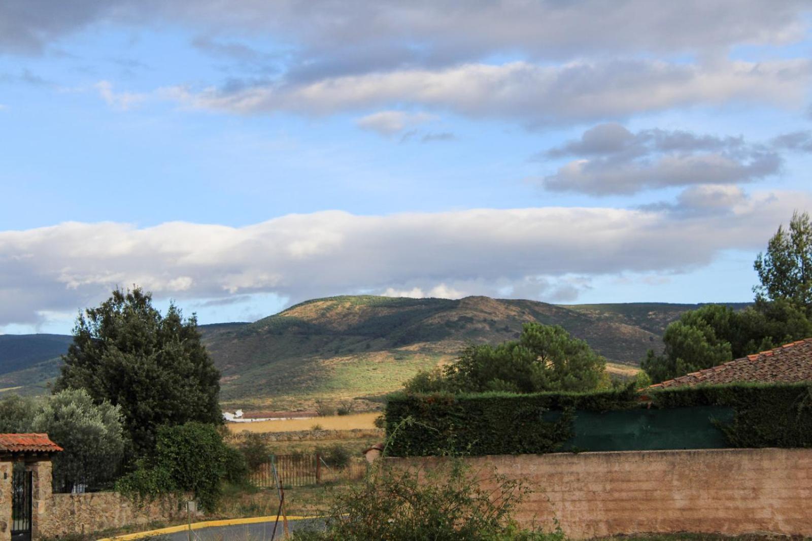 Casa Rural El Horno De La Aldegueela Torrecaballeros Eksteriør billede